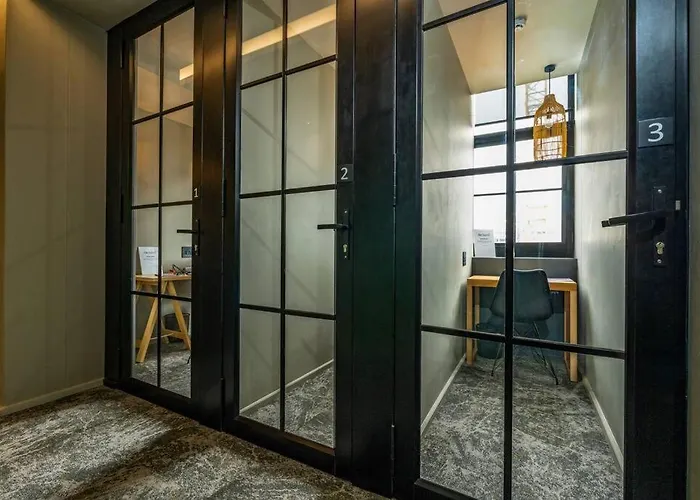 Trendy Studio In Ct - Coworking - City Views